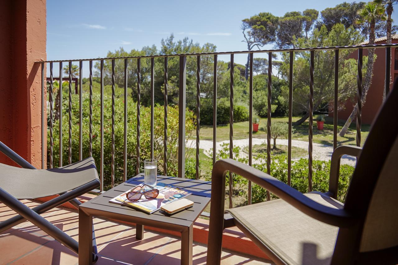 Hotel Ibis Thalassa Hyeres Plage Hyères