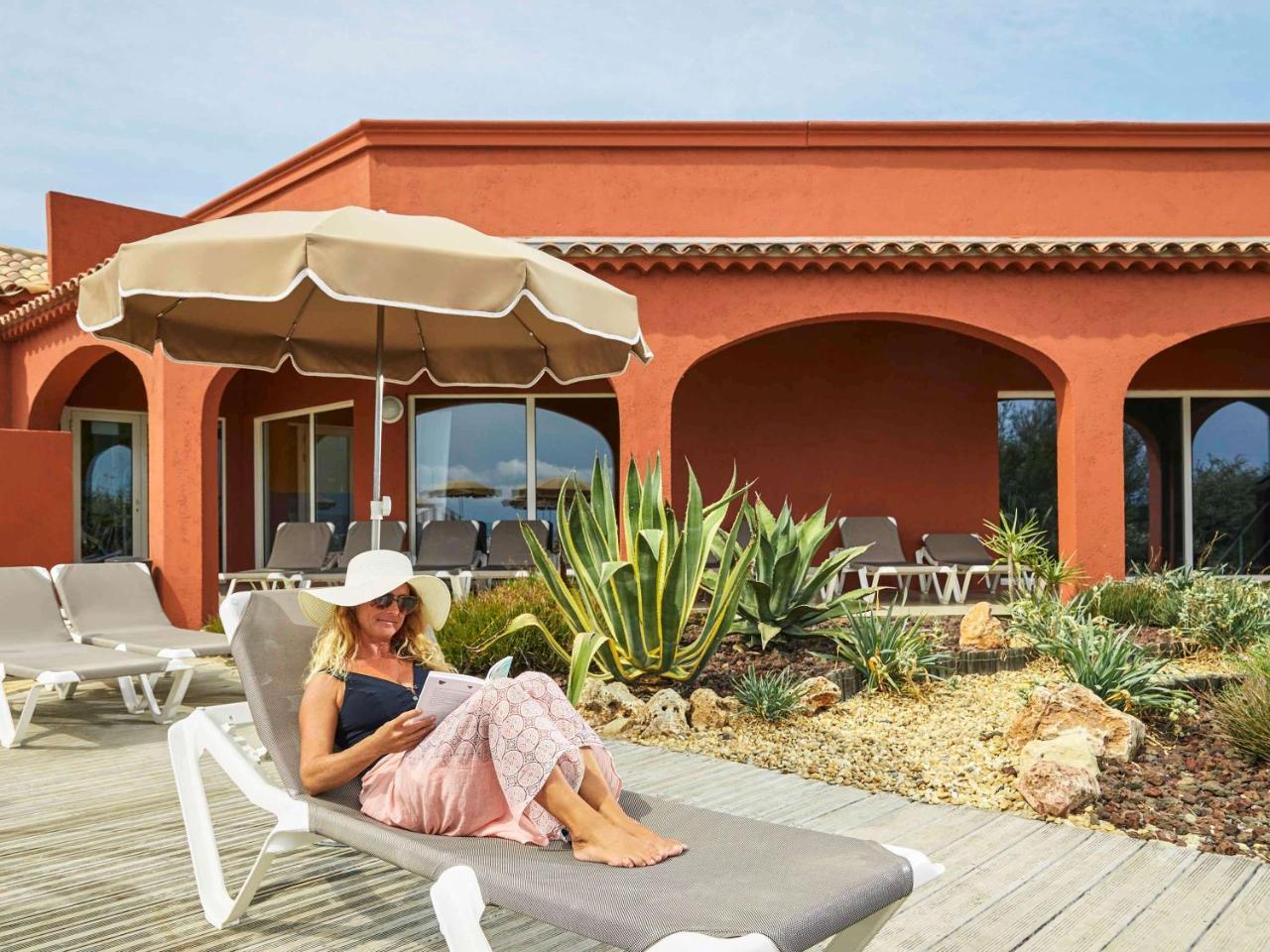 Ibis Thalassa 3*